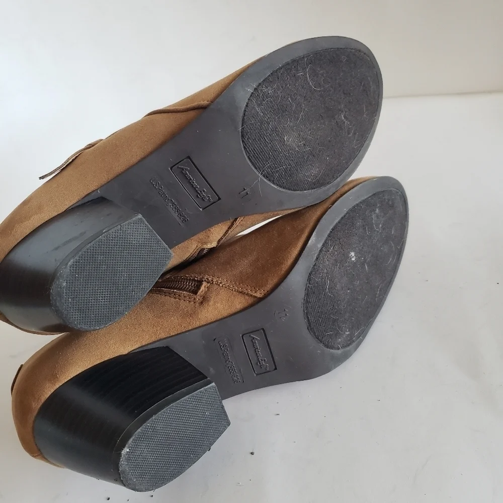 AMERICAN EAGLE sz 11 FAUX SUEDE buckle zipper ANKLE BOOTS block heel tan women